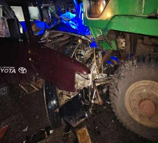 dump truck ug fx nagbangga
